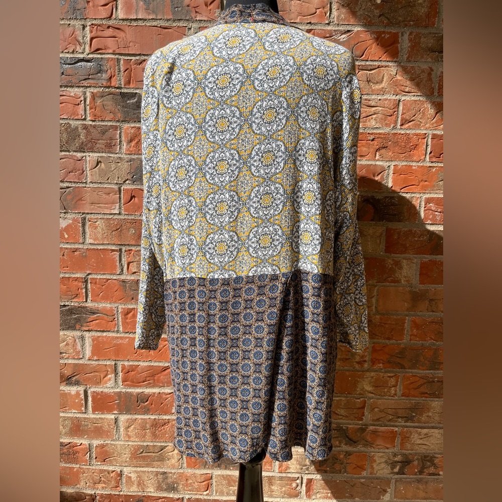 Chelsea & Violet Boho Kimono Cardigan - Picture 4 of 10